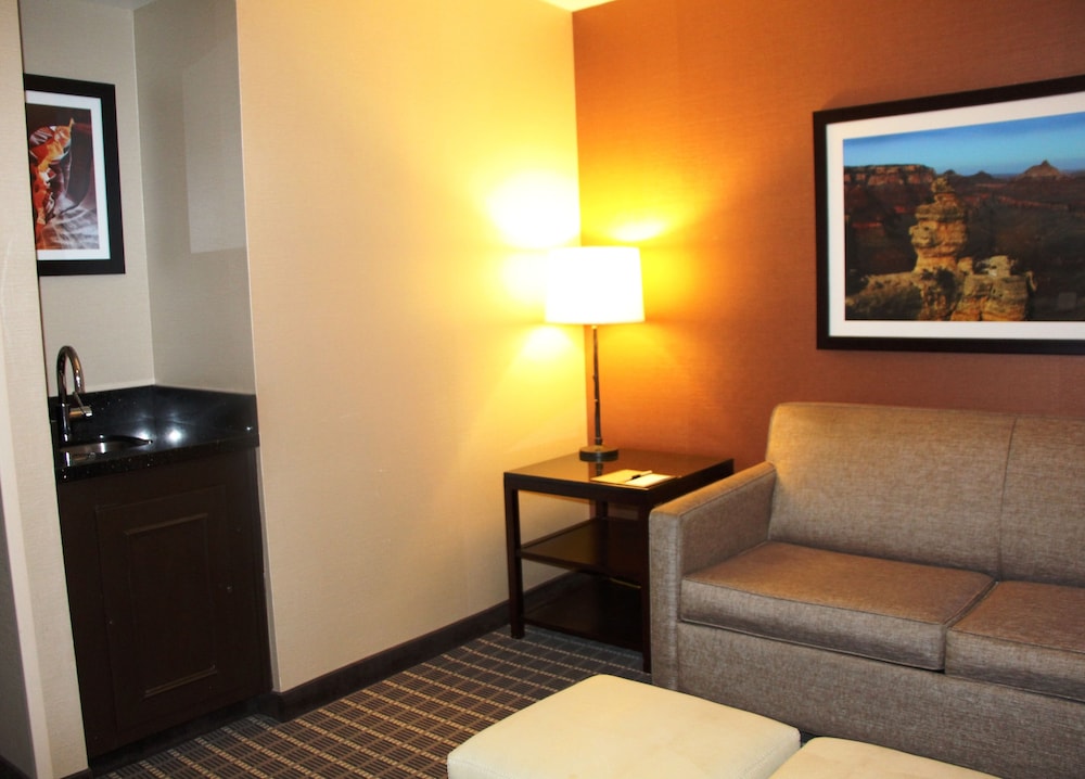 DoubleTree by Hilton Flagstaff 26/72
