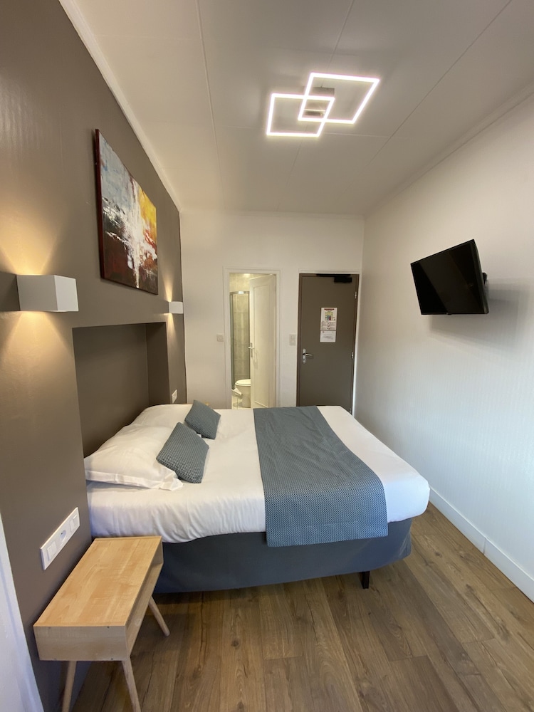 Hotel de La Marne 14/50