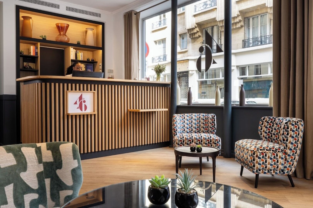 Le 46 Hotel 53/70