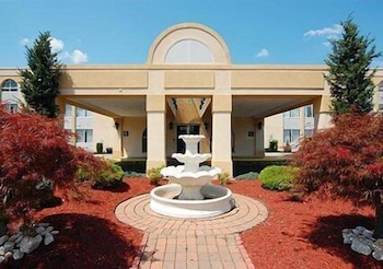 Comfort Inn Edison - New Brunswick 3/25