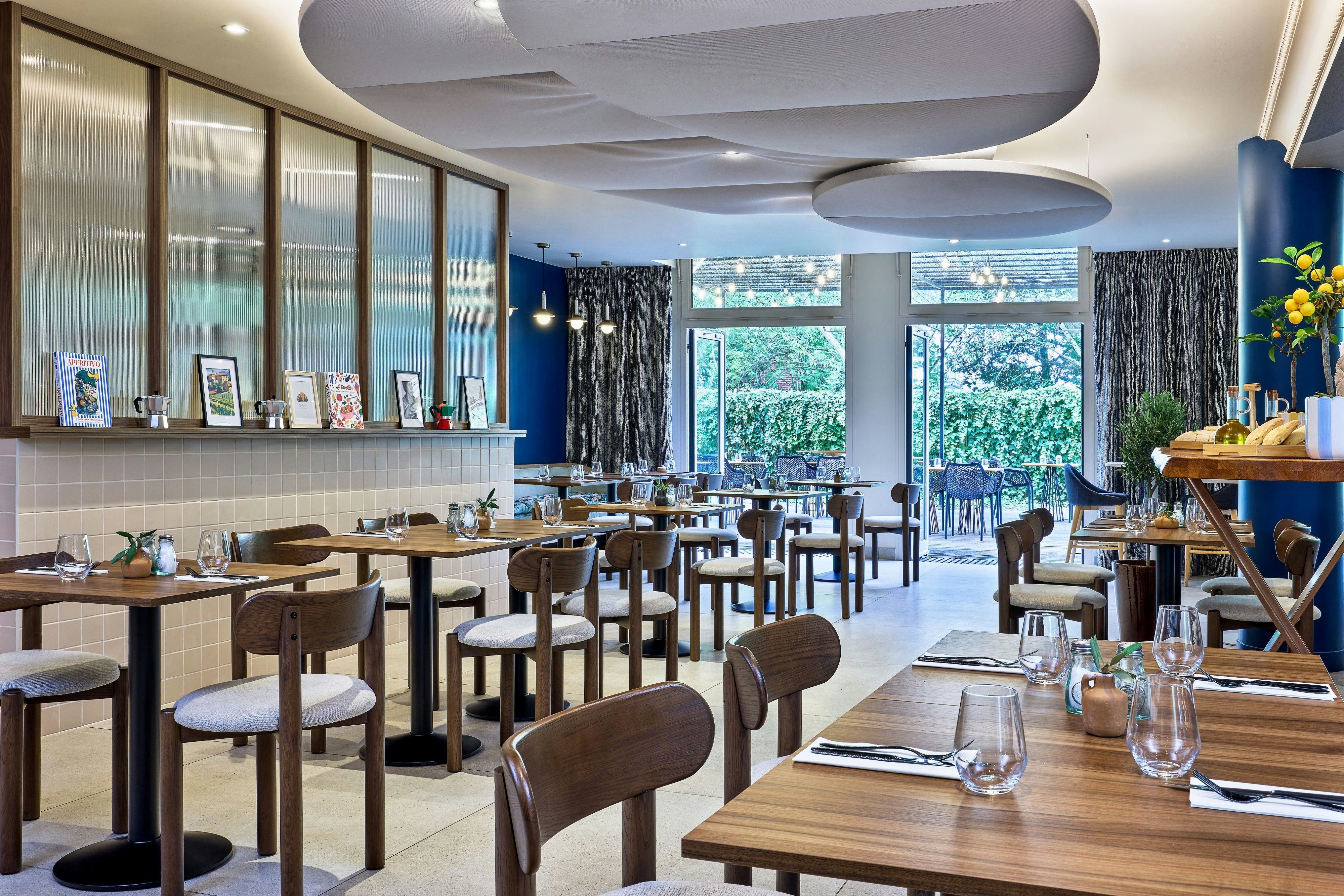 Four Points by Sheraton Paris Charles de Gaulle Airport 7/9