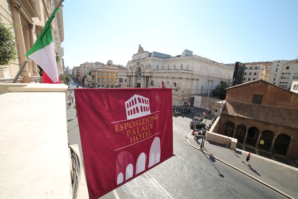 Esposizione Palace Hotel 43/50