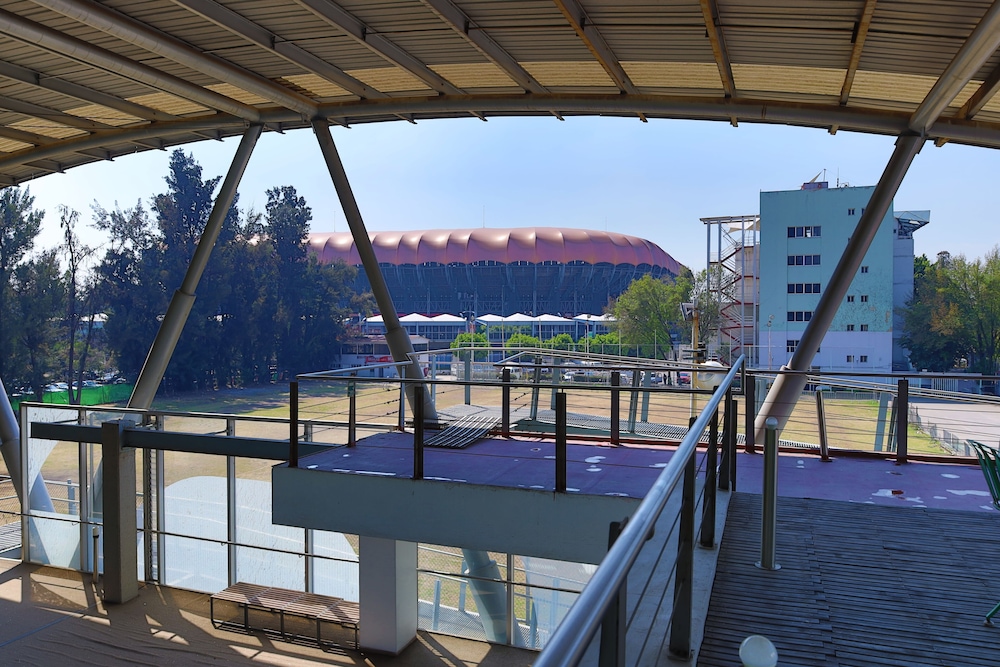 SPORT ARISTOS HOTEL BOUTIQUE 47/54