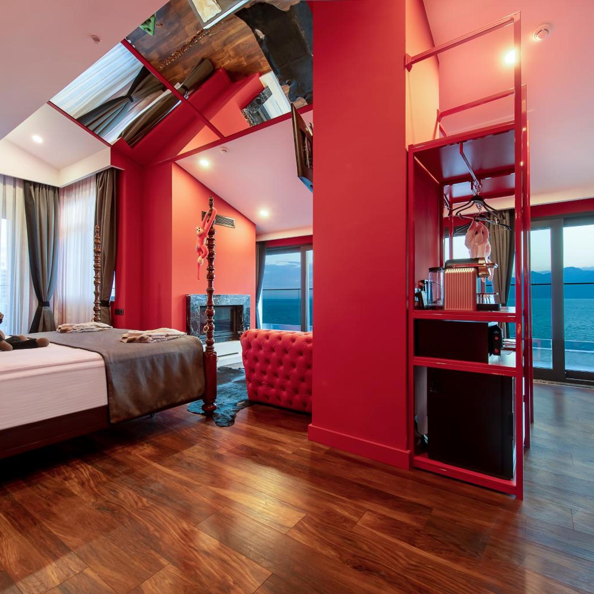 جناح بسرير كينج بإطلالة على البحر، Lucky Monkey Hotel 3/8