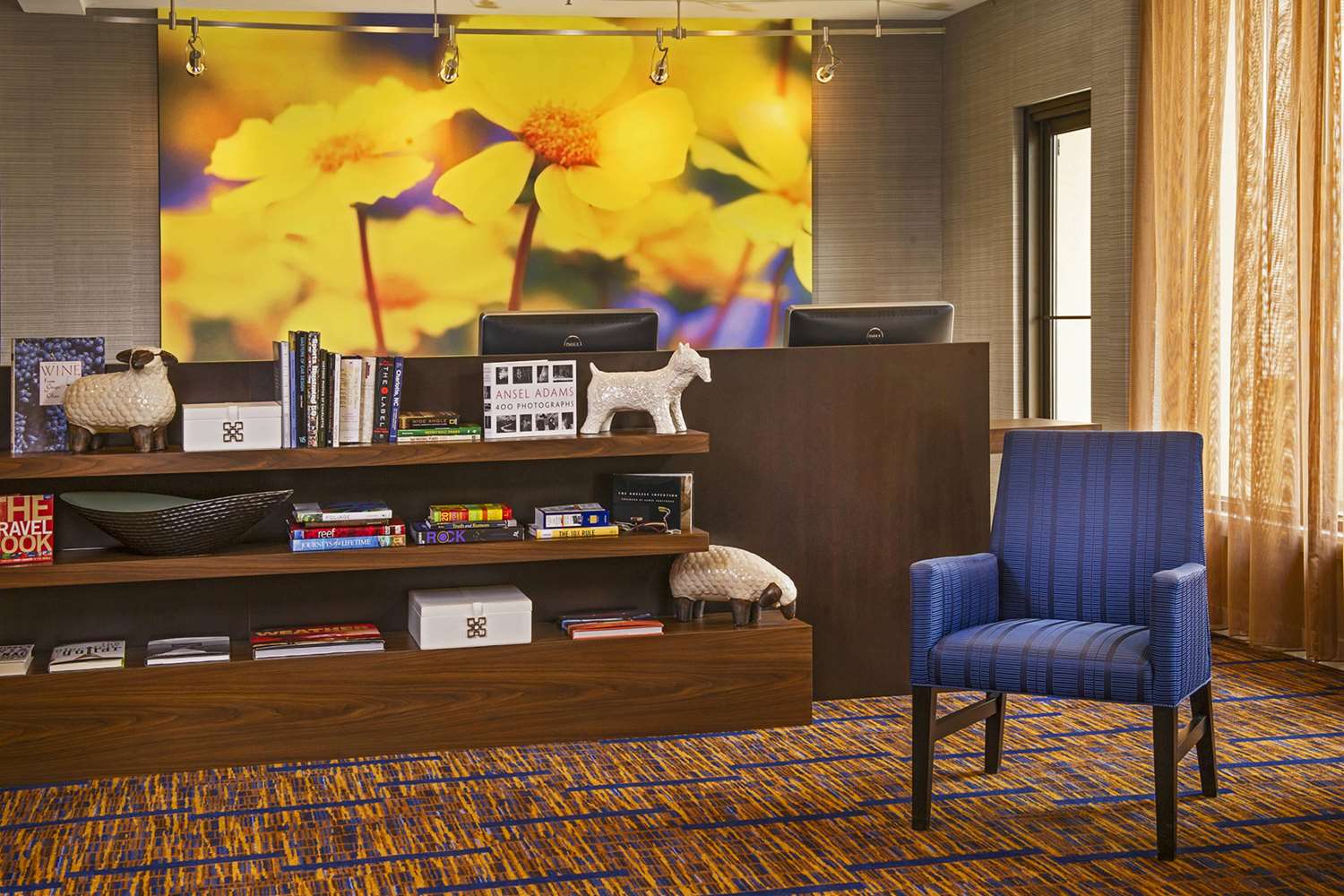 Sonesta Select Charlotte University Research Park 13/17