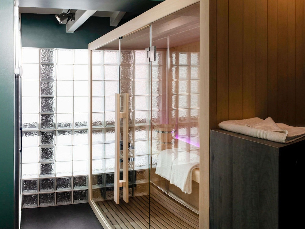 Ibis Pontarlier 65/65