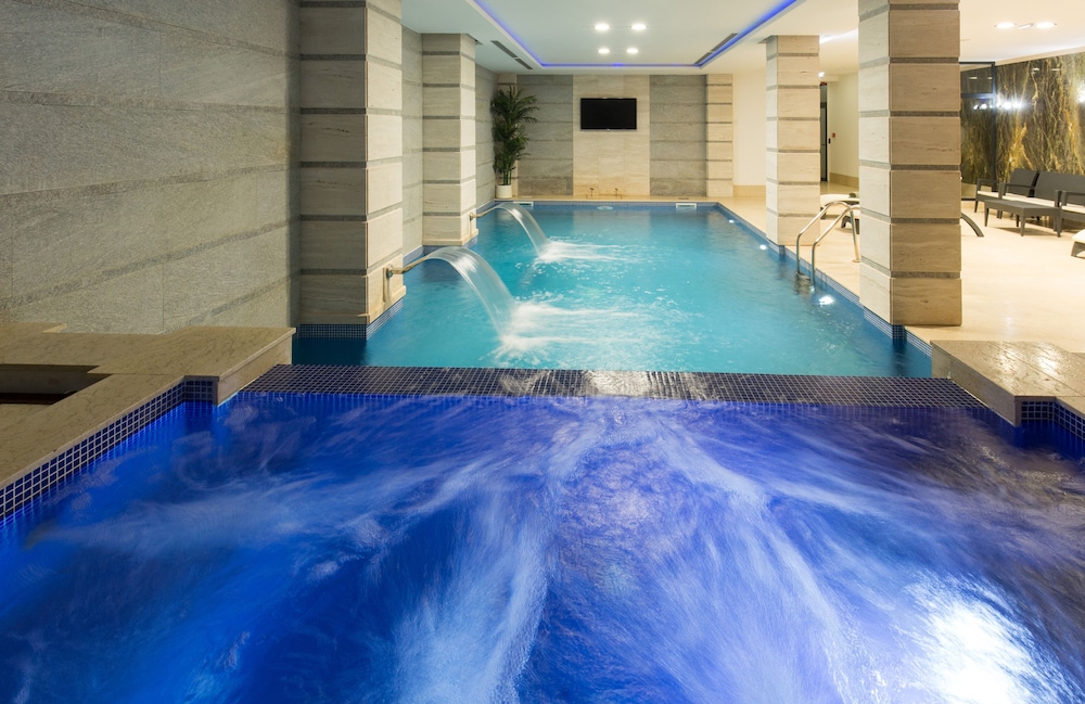 Xenon Hotel 25/50