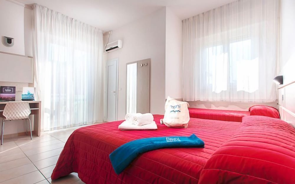 Hotel Foglieri 8/27