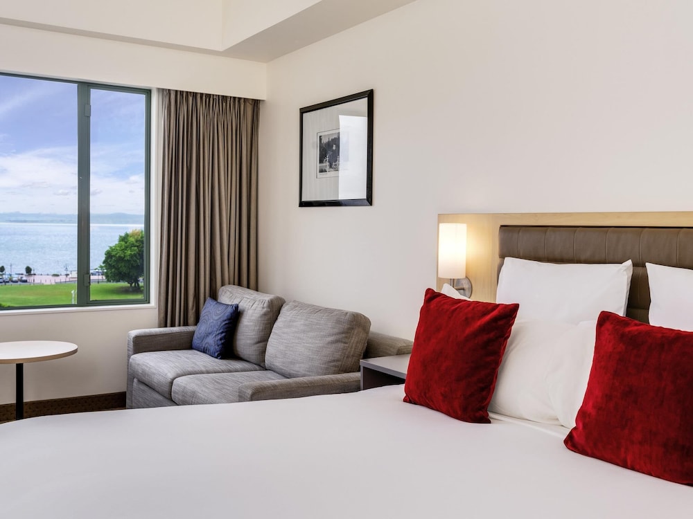 Novotel Rotorua Lakeside 50/71