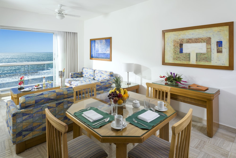 Ocean Breeze Hotel Nuevo Vallarta 25/40