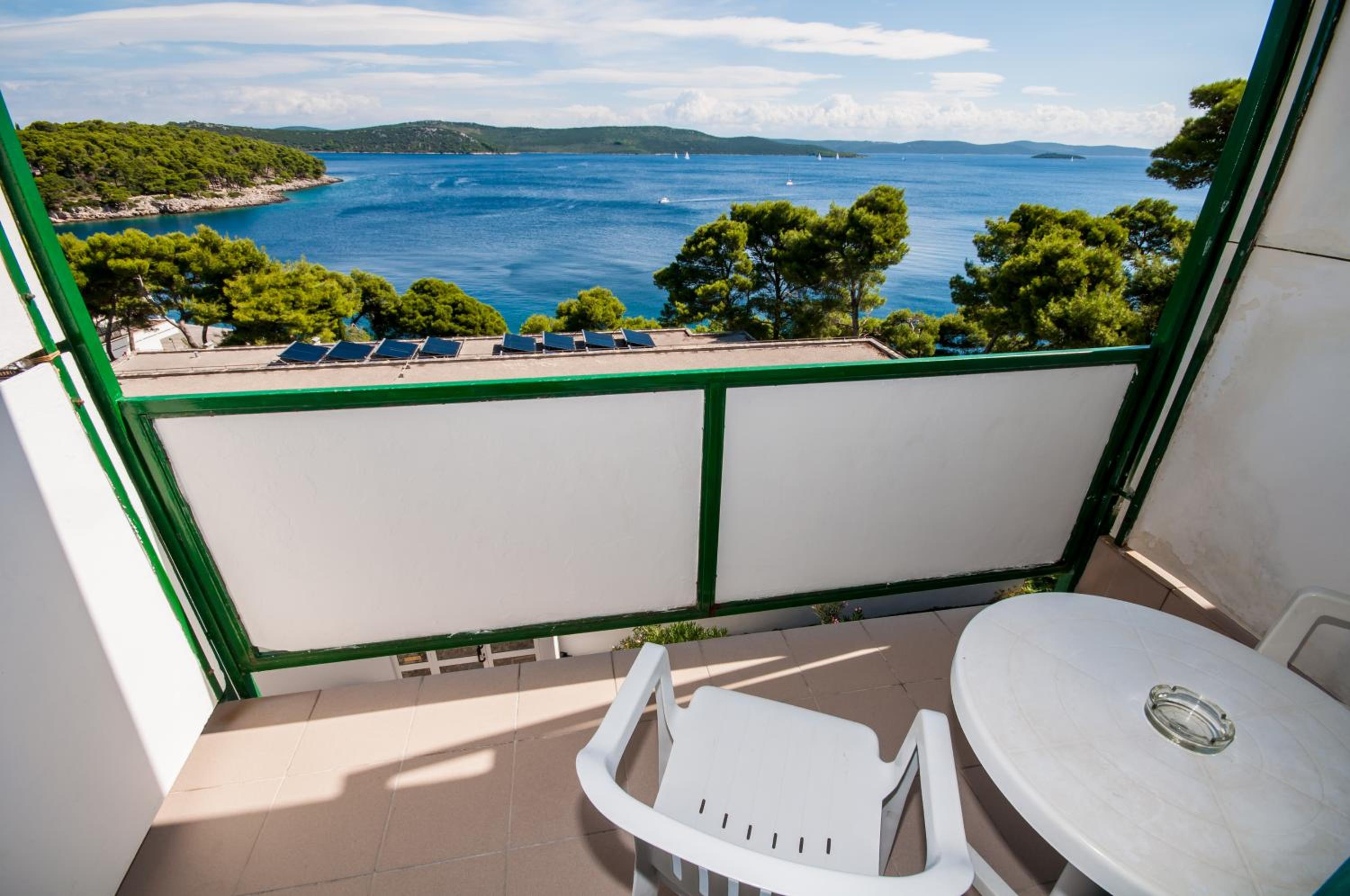 Lavanda Hotel 19/50