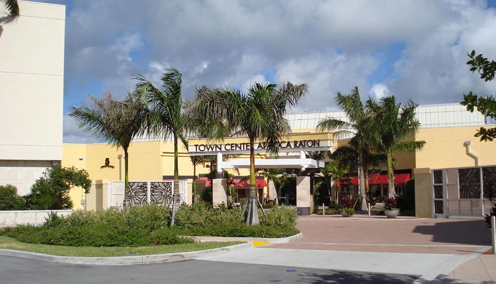 HILTON GARDEN INN BOCA RATON in BOCA RATON - FL