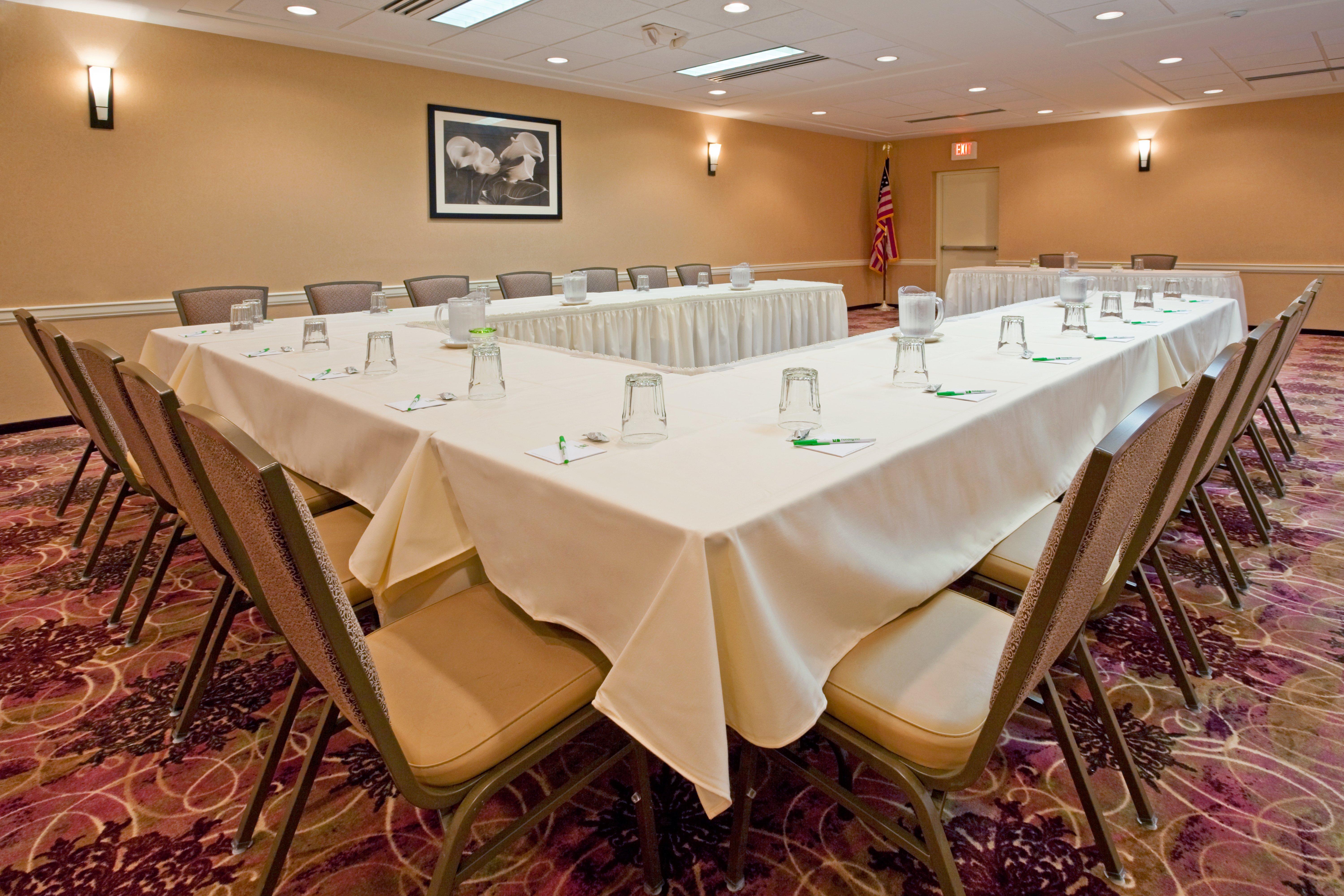 Armoni Inn and Suites 54/57