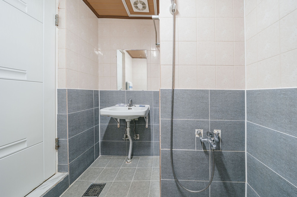 Miju Hotel 48/50
