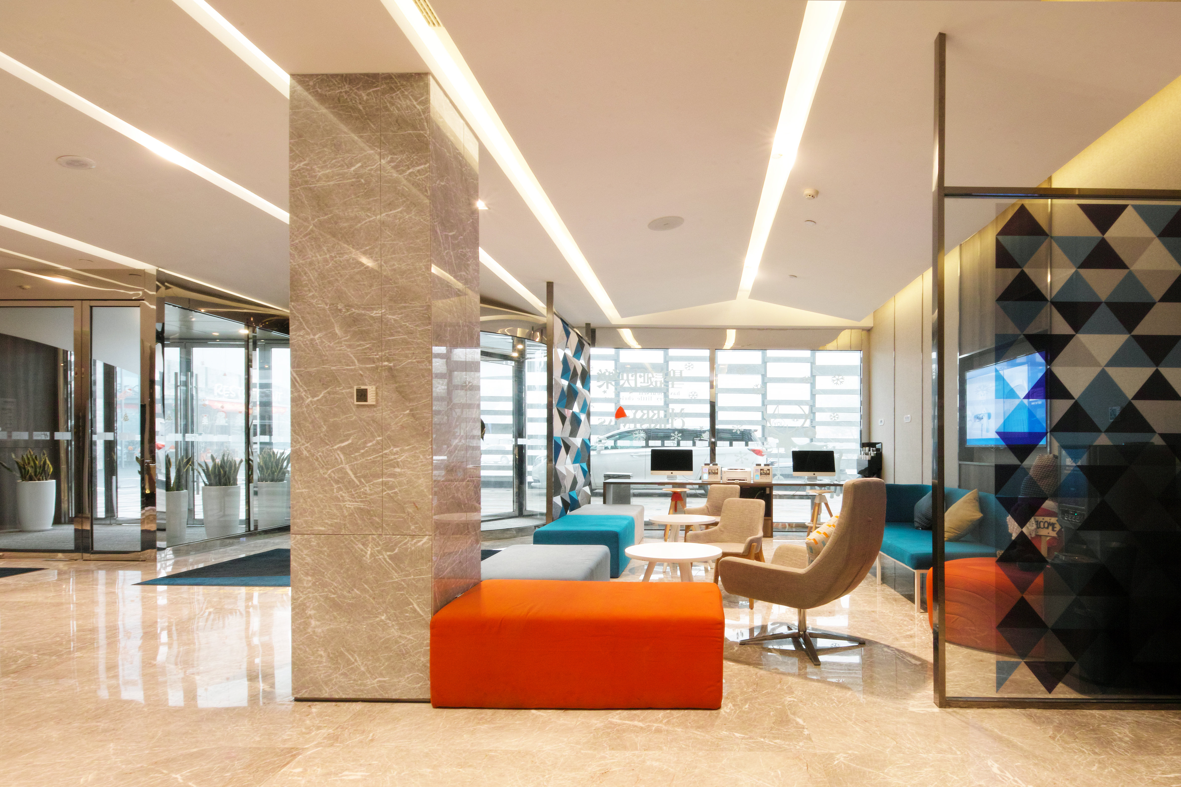 HOLIDAY INN EXPRESS HEFEI SHUSHAN 16/34