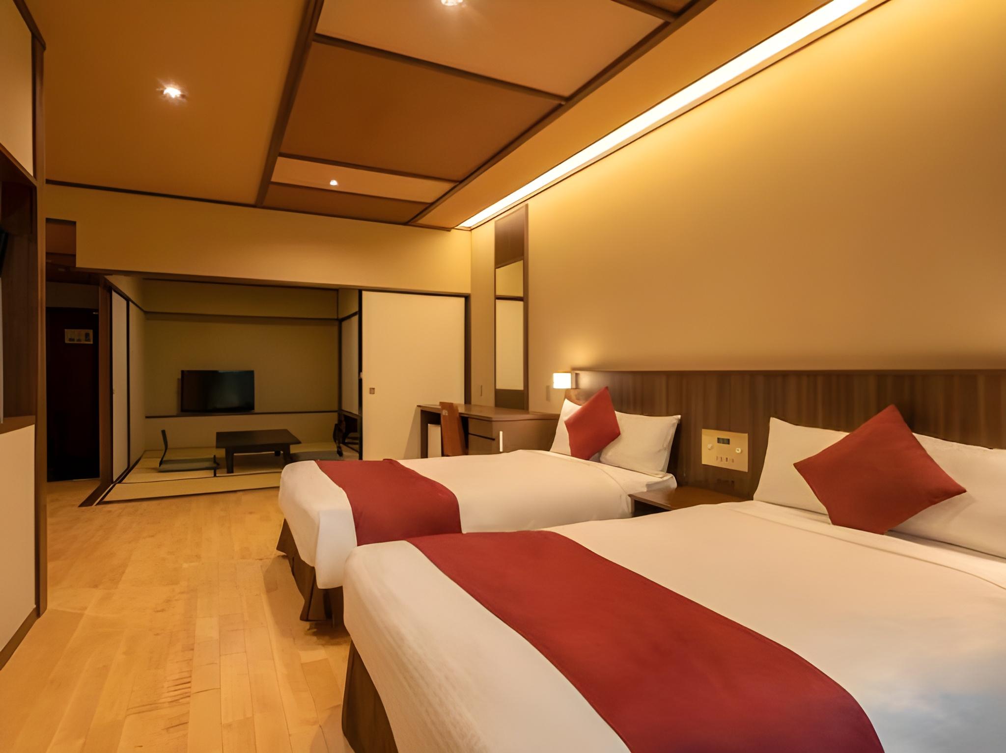 Junior Suite, Private Garden, Bathtub