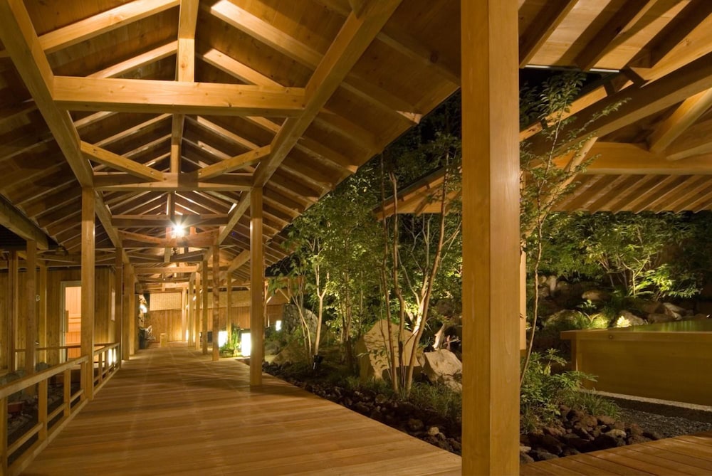 Shimobe Hotel 20/67