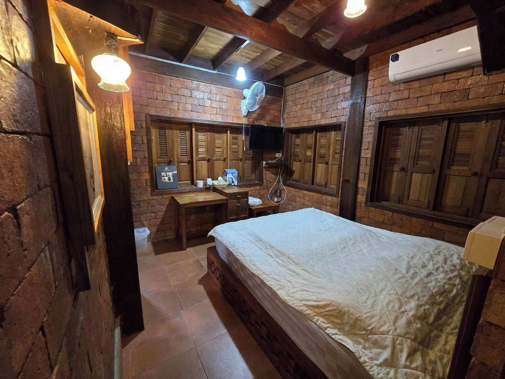Klong Suan Plu Resort 19/50