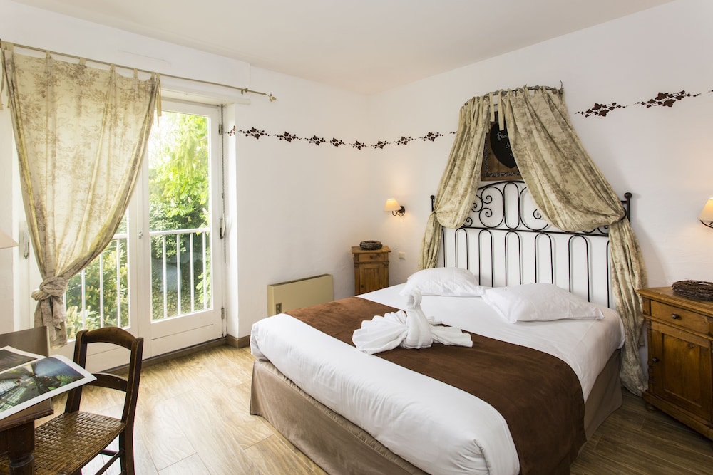 Hostellerie A La Ville de Lyon 10/38