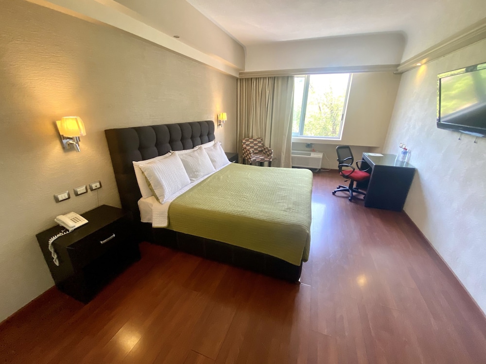Diana Del Bosque Hotel 13/50