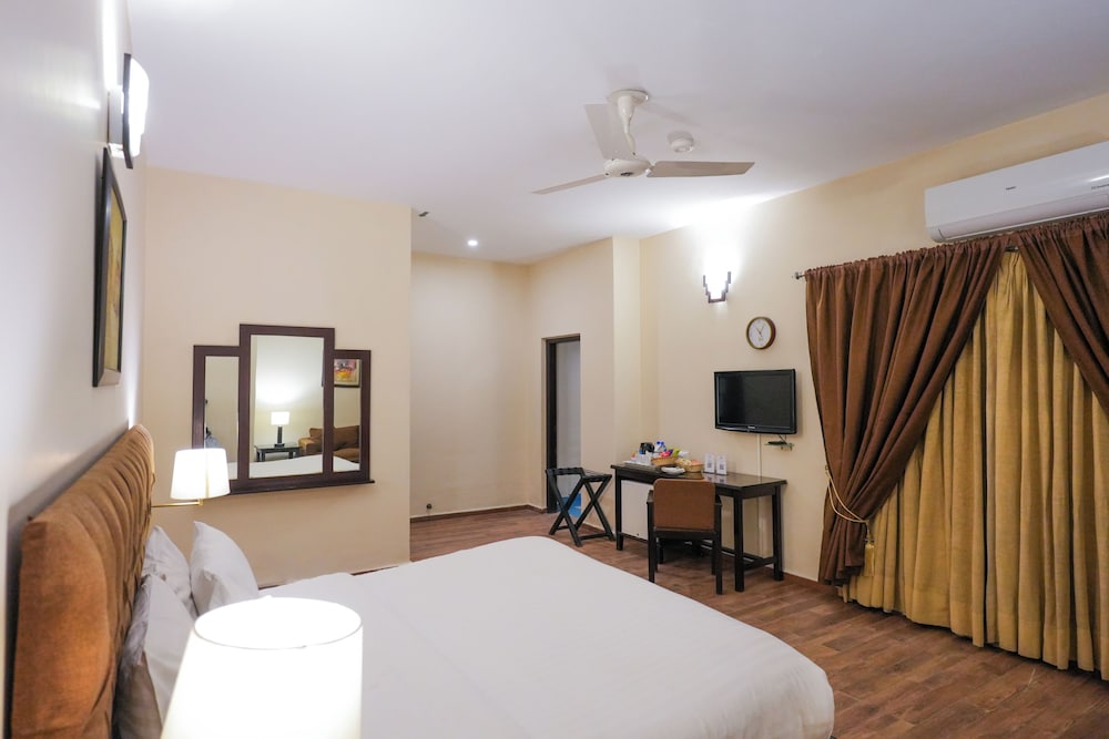 Hotel One Bahawalpur 13/49