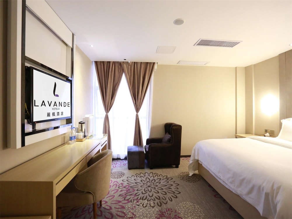 Lavande Hotel (Guangzhou Tianhe Park Yuancun Metro Station) 10/38