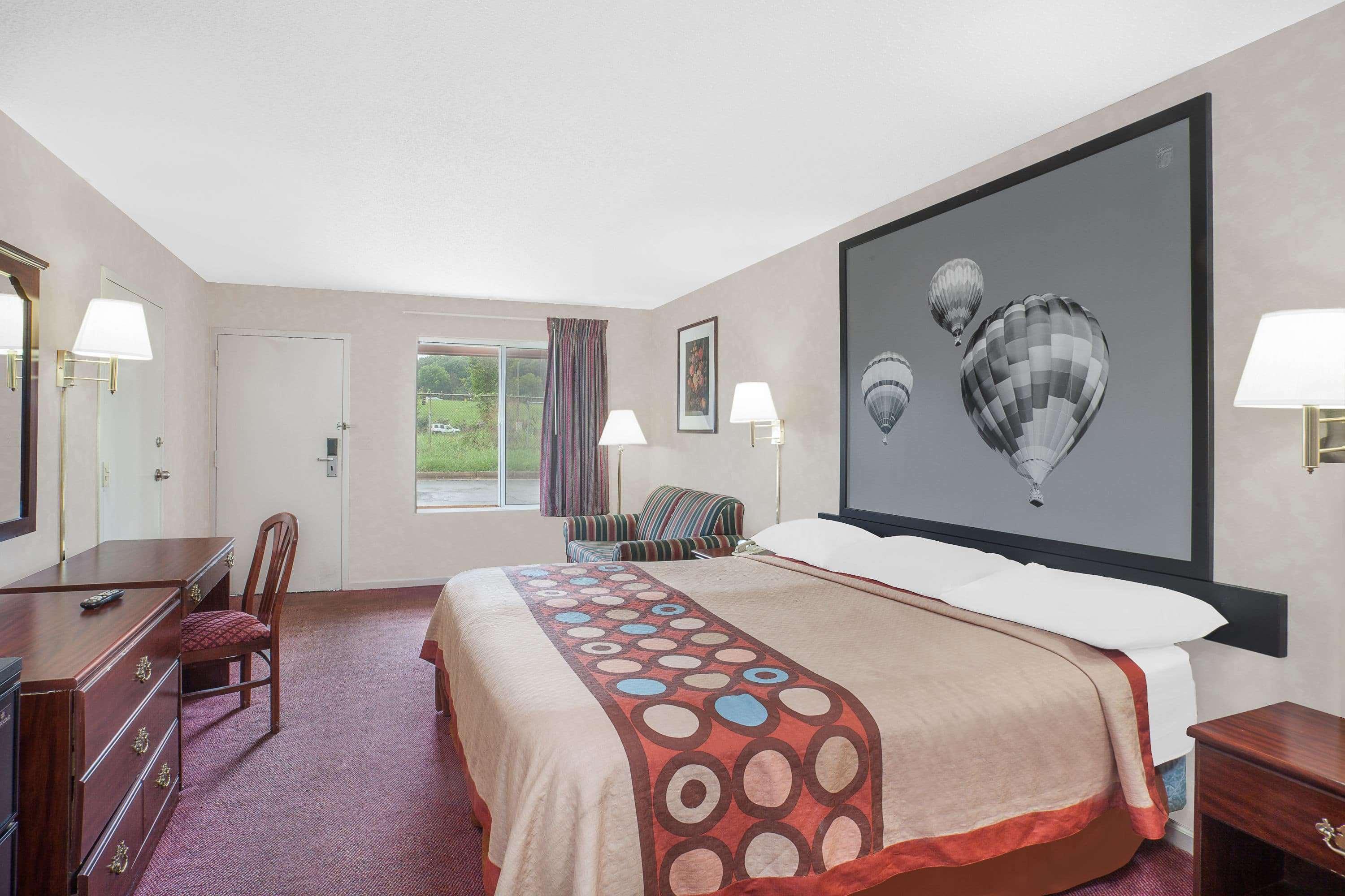 Room, King Bed, Smoking