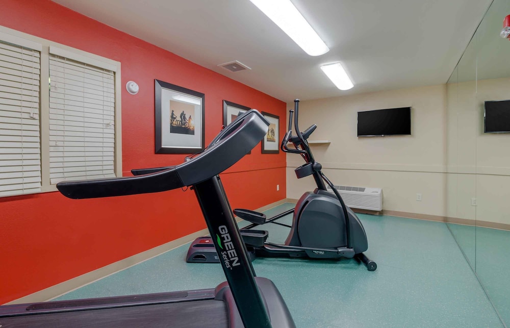 Extended Stay America - Greensboro - Airport 30/59