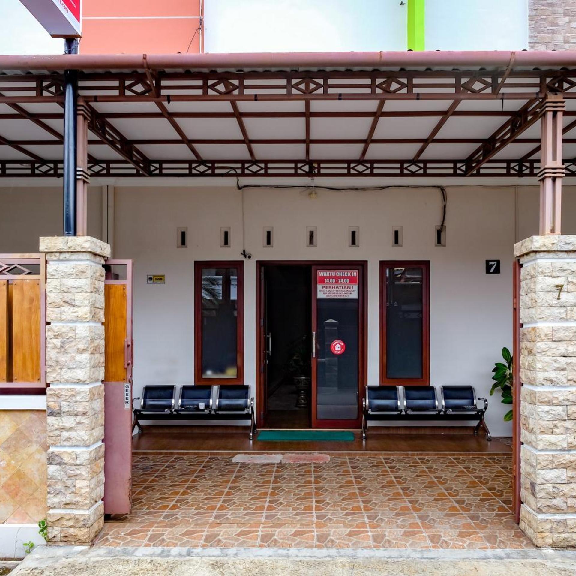 OYO 3314 Syariah House 2/50