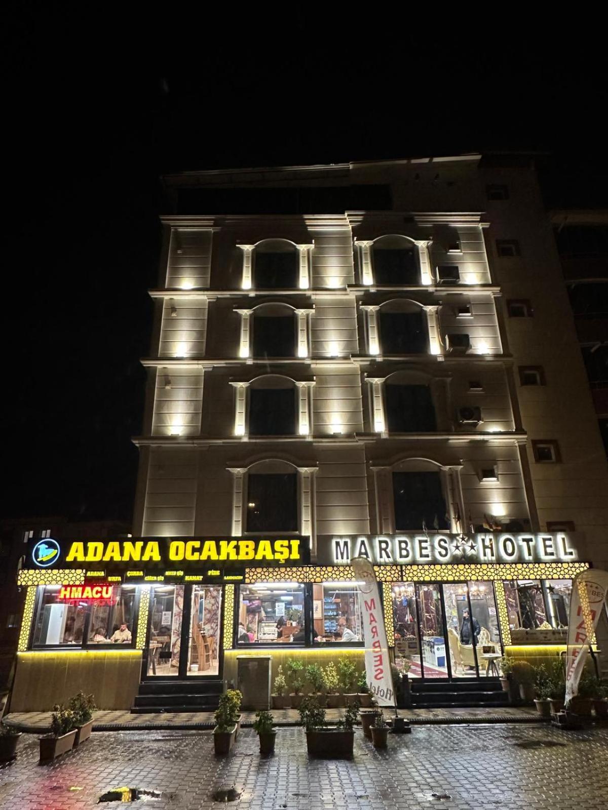 Marbes Hotel 2/50