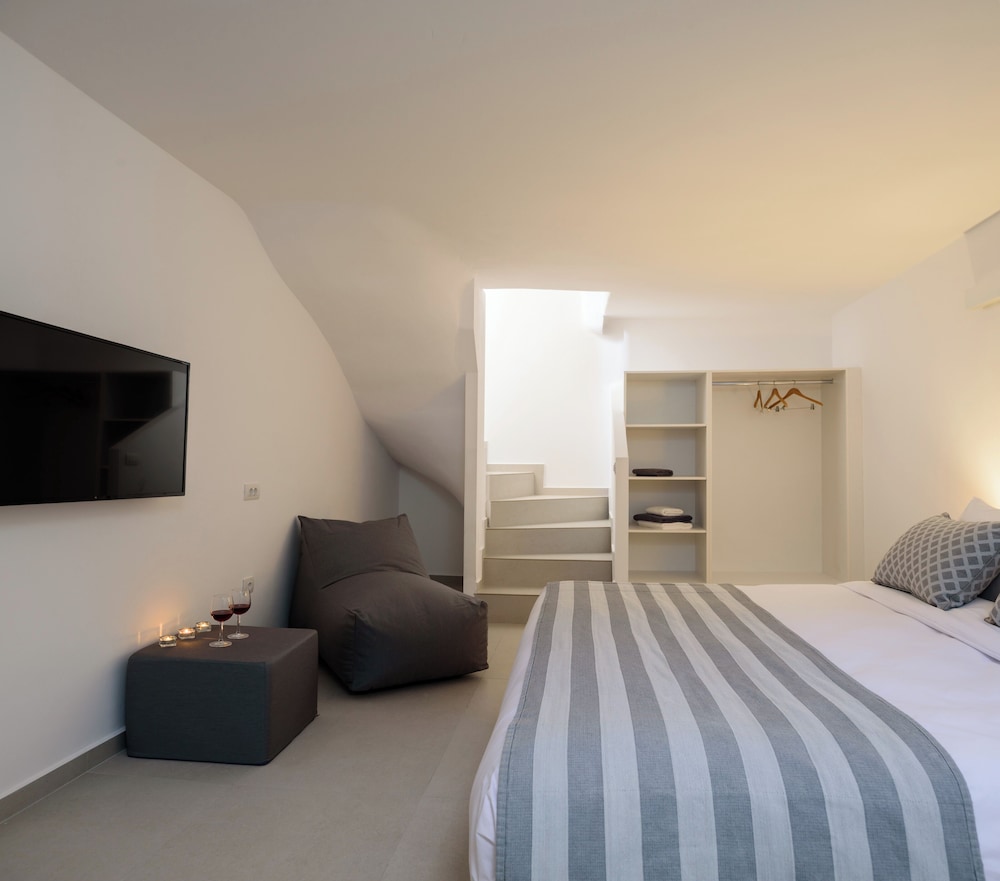 Kalestesia Suites 23/120