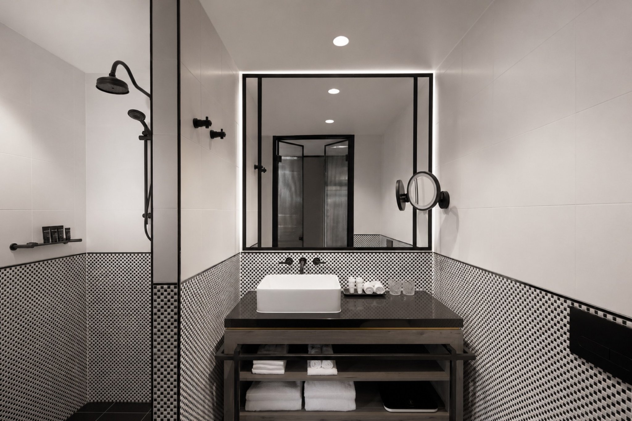 Hotel X Brisbane Fortitude Vly Vignette Colllection 82/82