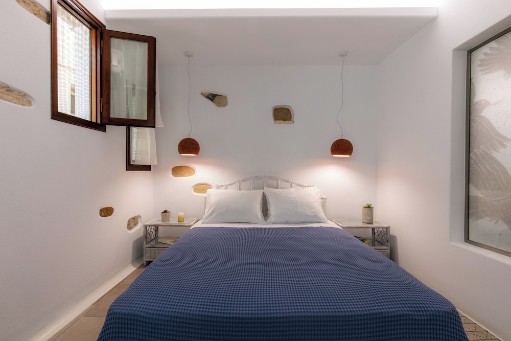 Arco Naxos Luxury Apartments 18/76