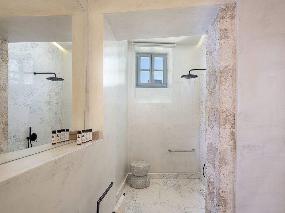 Azade Boutique Hotel 54/61