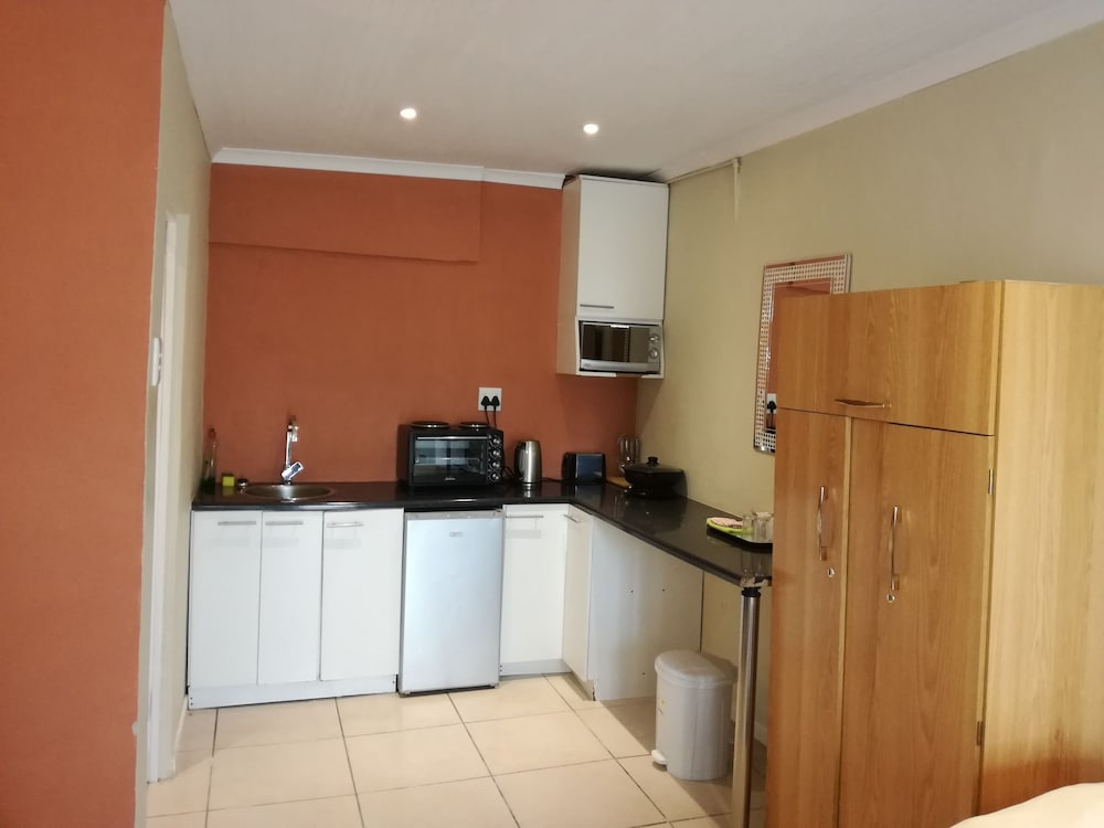 Framesby Guesthouse 13/36