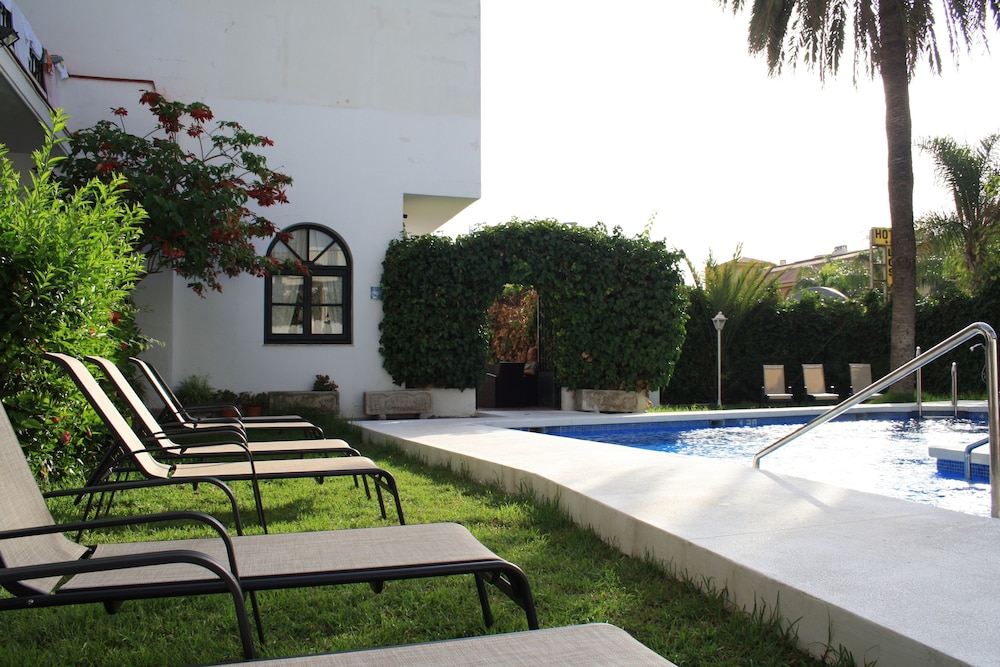 Hotel Arcos de Montemar 53/59