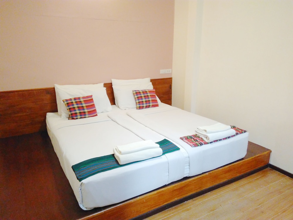 Thanicha Resort Amphawa 16/72