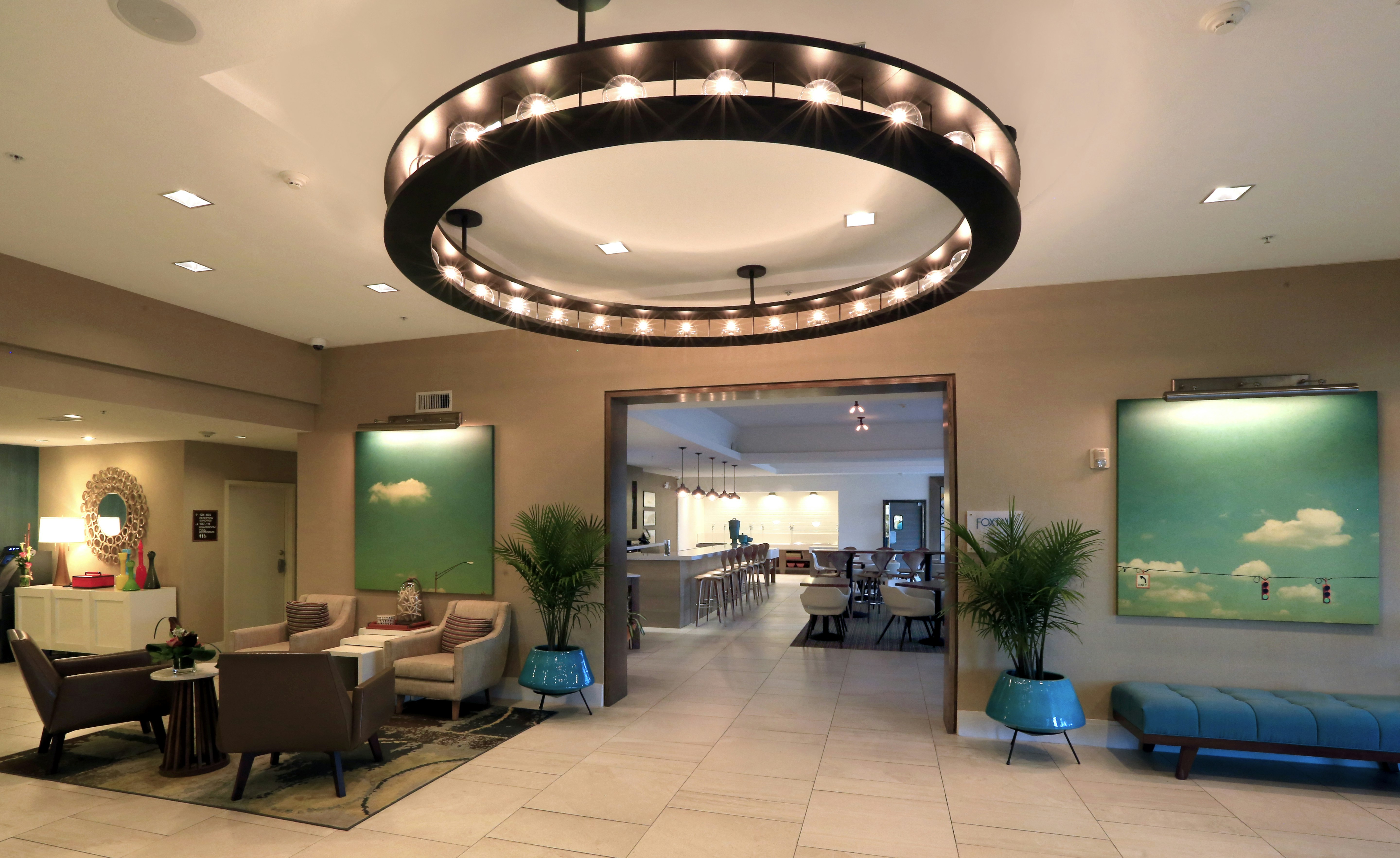 Doubletree By Hilton Hotel Galveston Beach 18/85