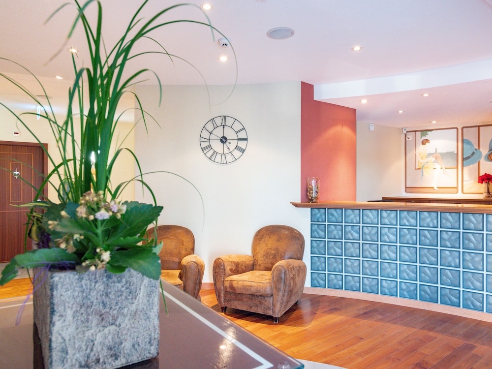 Mercure Fribourg Centre Remparts 8/54