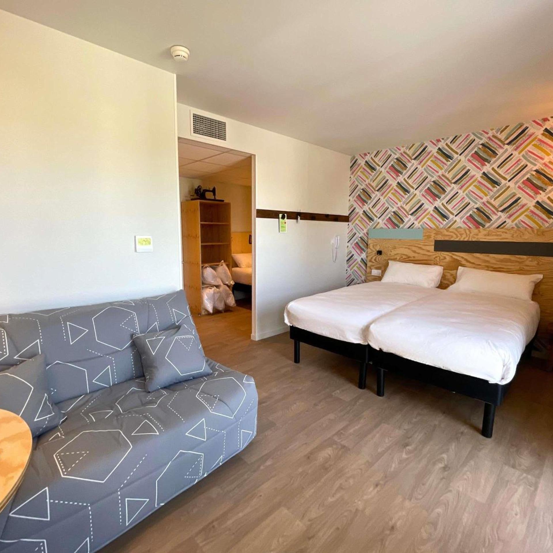 Family, greet hotel Castets Coeur des Landes 2/10