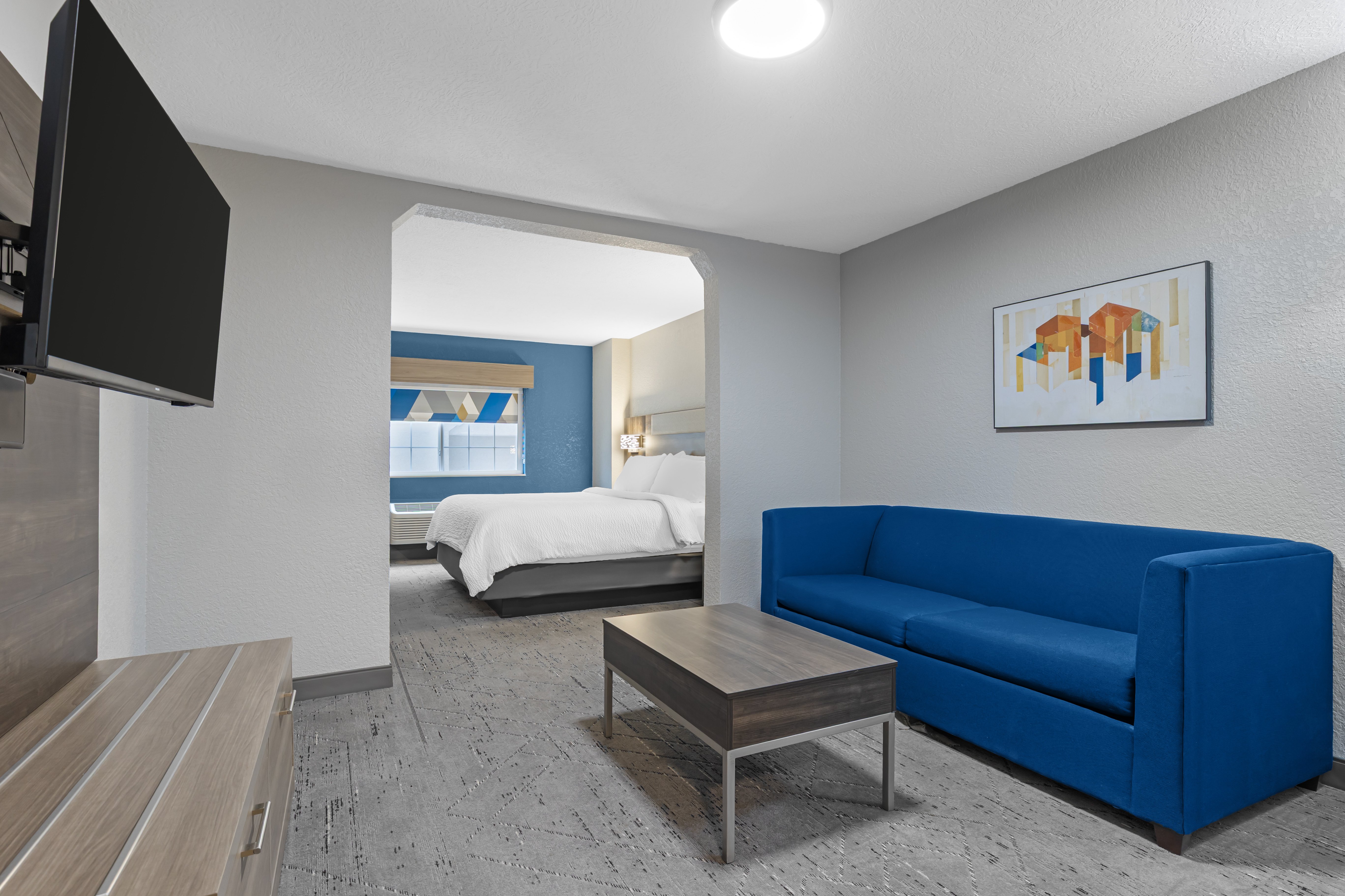 Holiday Inn Express Hotel Suites Charlotte 36/44