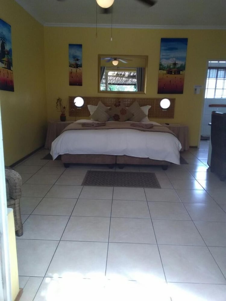 Flintstones Guest House Fourways 9/50
