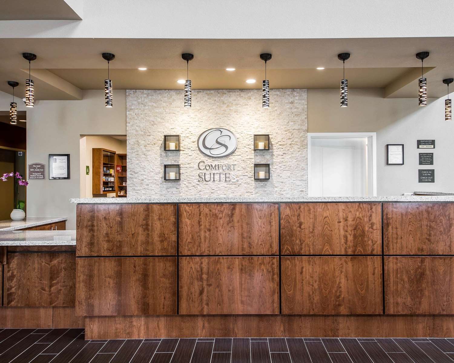 COMFORT SUITES WOODLAND - SACRAMENTO AIRPORT 6/46