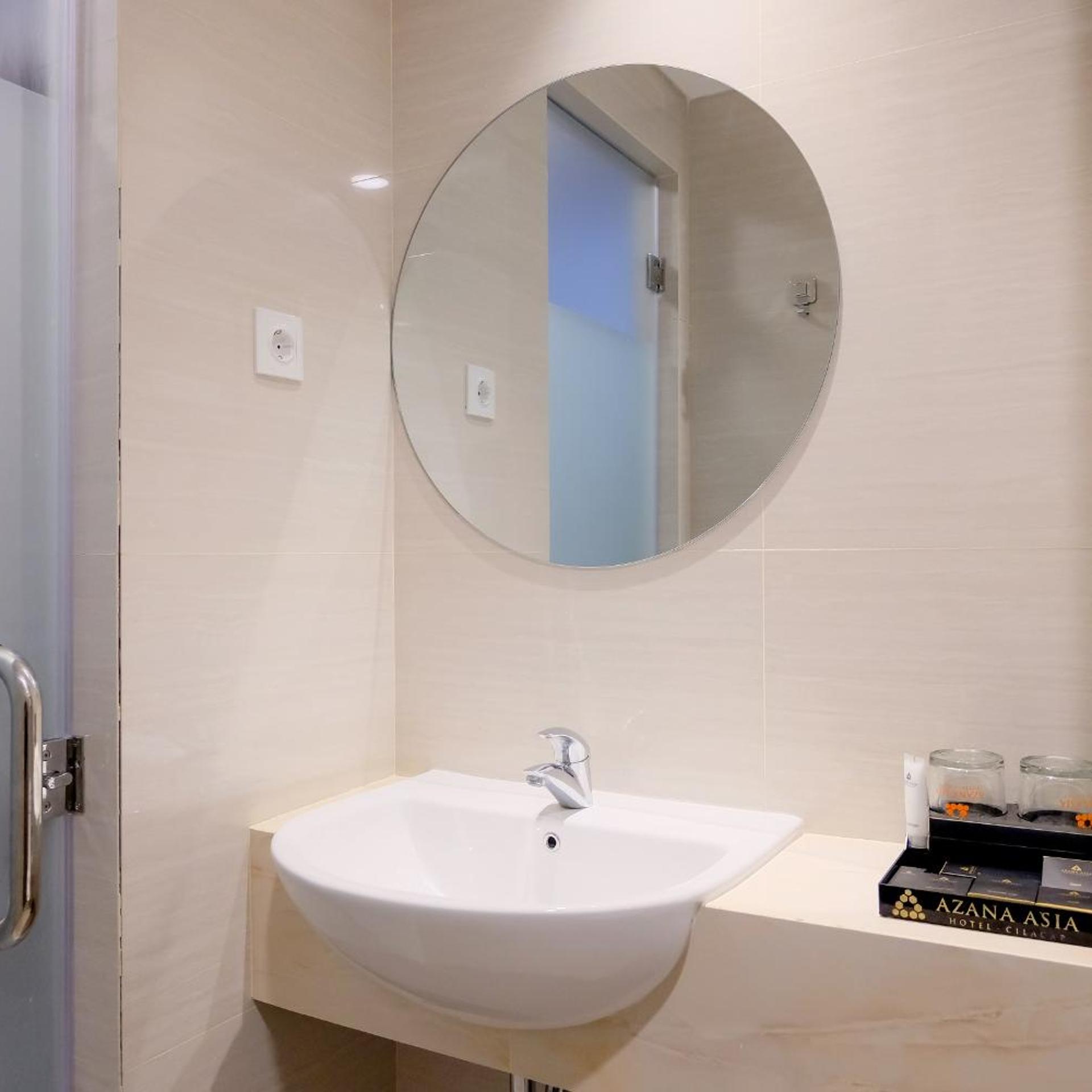 Azana Asia Hotel Cilacap 35/38