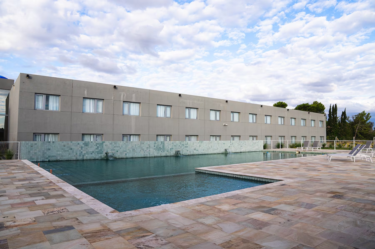 Howard Johnson by Wyndham Bahia Blanca 7/34