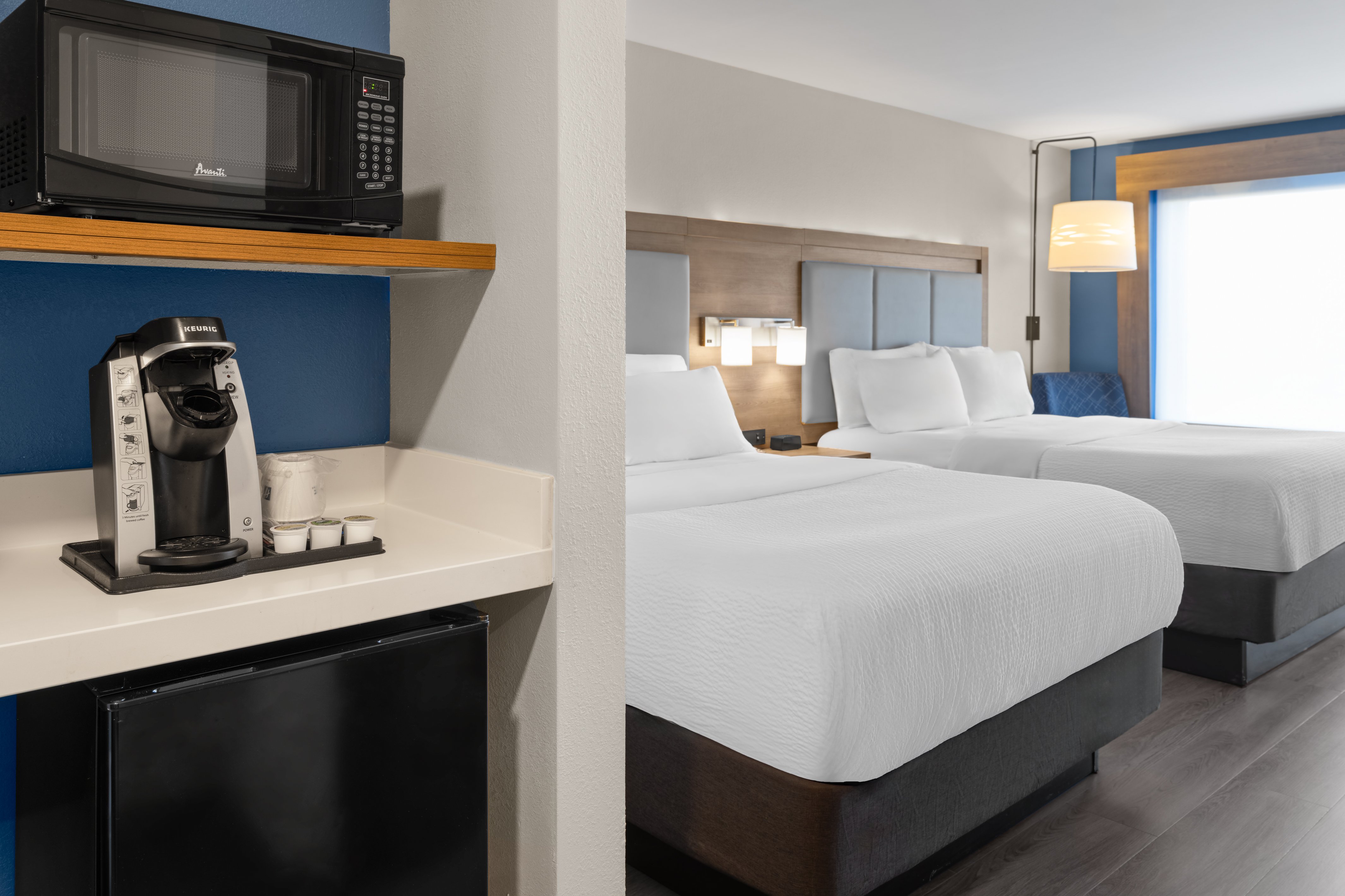 Holiday Inn Express and Suites Mt Sterling North 72/72
