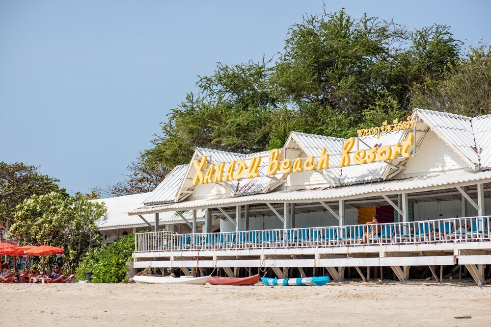 Xanadu Beach Resort in KO LAN