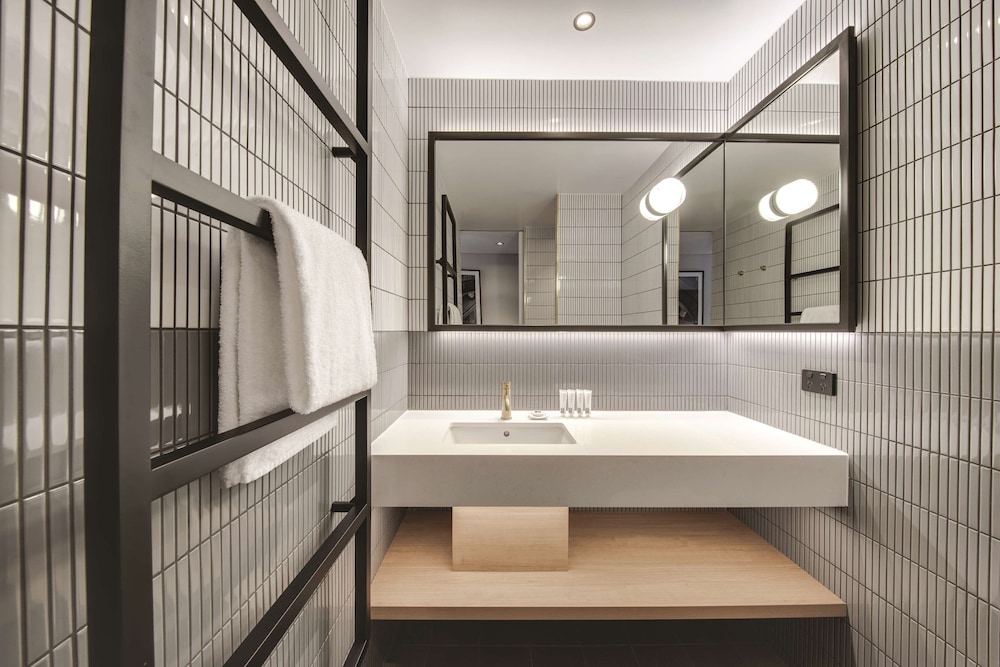 جناح جونيور بسريرين منفصلين مع أريكة، Vibe Hotel Sydney Darling Harbour 7/9