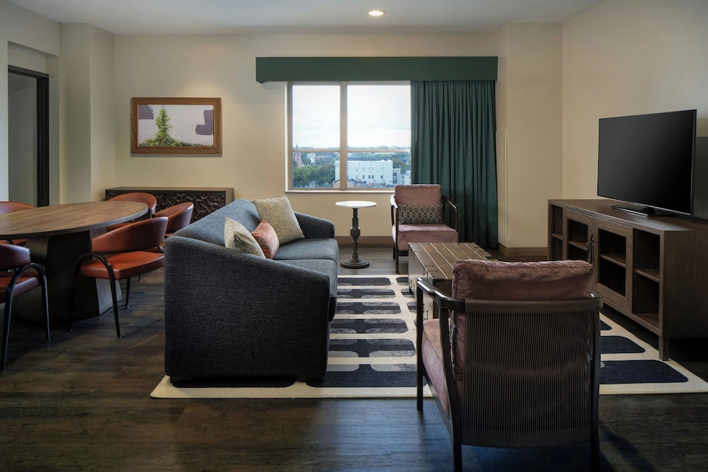 Hotel Tonnelle New Orleans, A Tribute Portfolio Hotel By Marriott 26/49