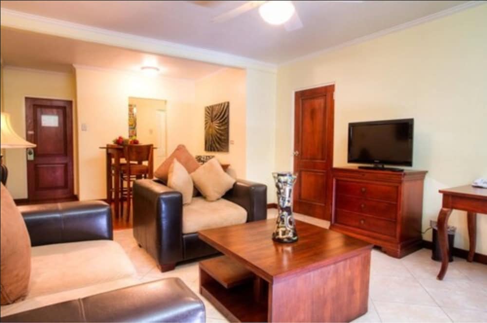 Cara Hotels Trinidad 25/44